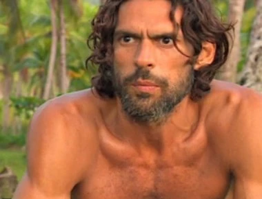 Ο Σπαλιάρας διδάσκει «γαλλικά» στους... τηλεθεατές -«Βροχή» τα «μπιπ» (βίντεο)